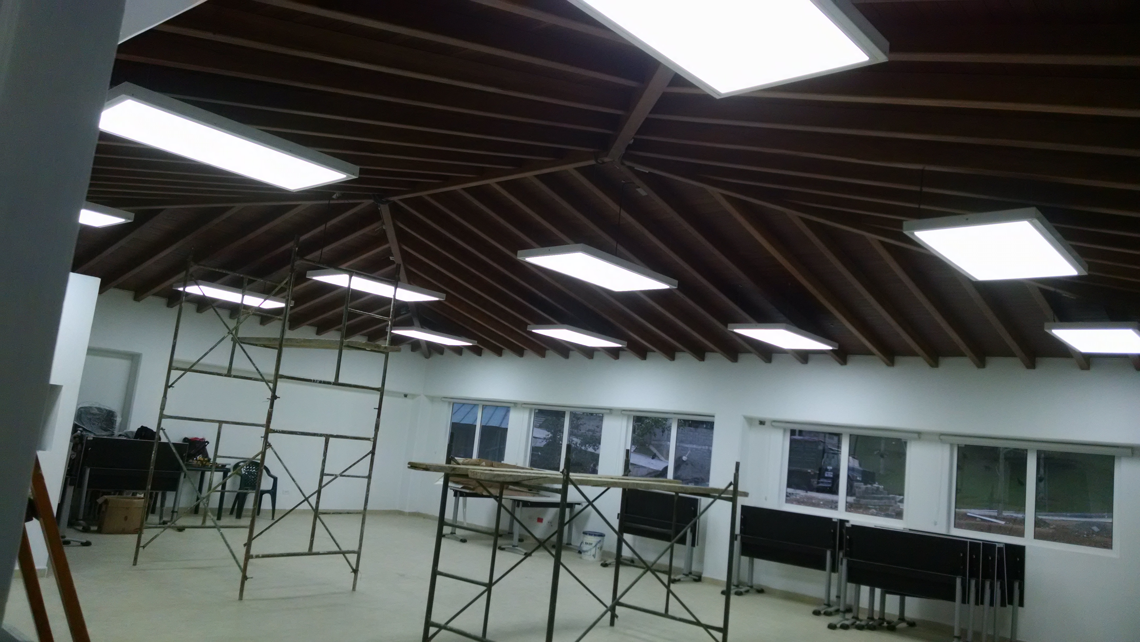 ILUMINACIÓN AUDITORIO PLANTA PORCICARNES